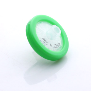 Wie wirkt sich der Gegendruck auf die Leistung des Spritzenfilters PES aus?